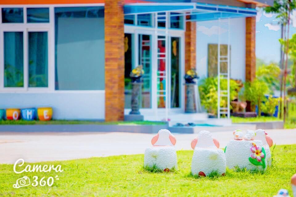 The Resort Kabinburi Bagian luar foto